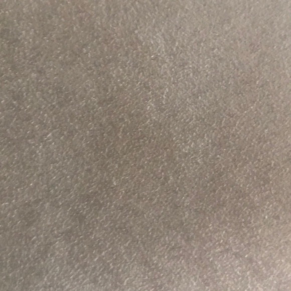 Meet your Posher, Alishia - Picture 1 of 1